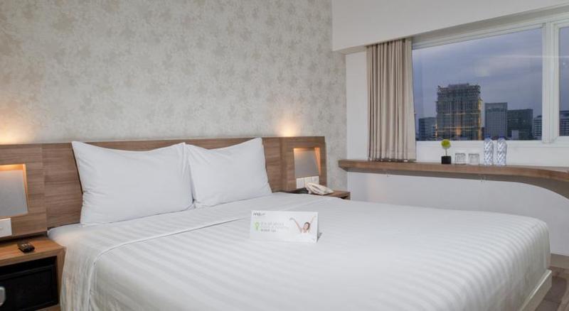 Whiz Hotel Cikini Jakarta Jacarta Exterior foto