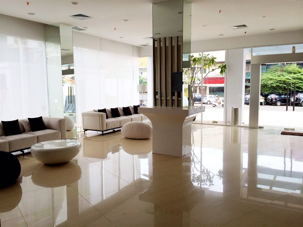 Whiz Hotel Cikini Jakarta Jacarta Exterior foto