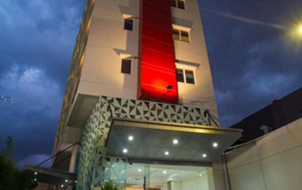 Whiz Hotel Cikini Jakarta Jacarta Exterior foto
